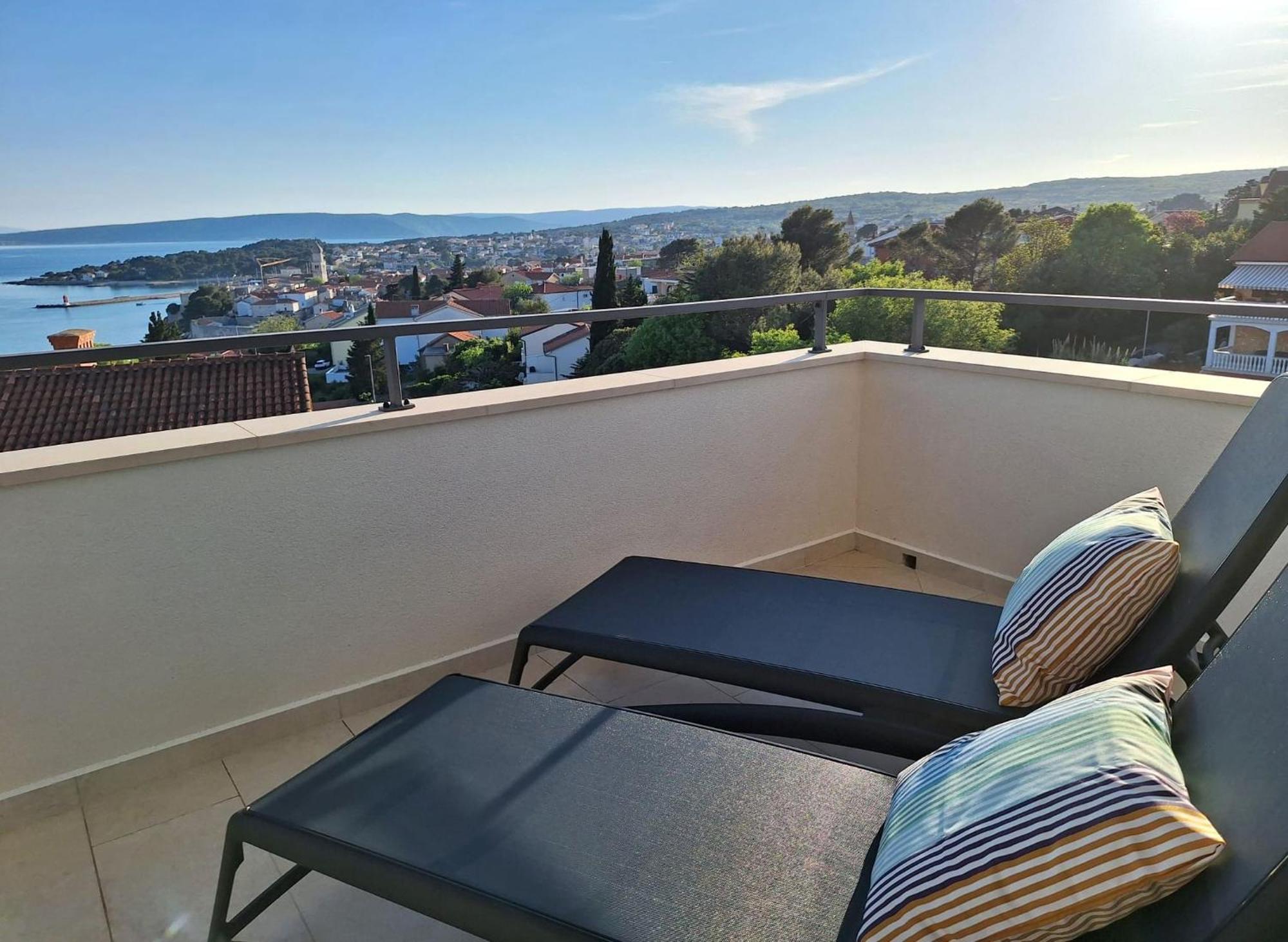 Sea View Apartments Ivana Крк Экстерьер фото